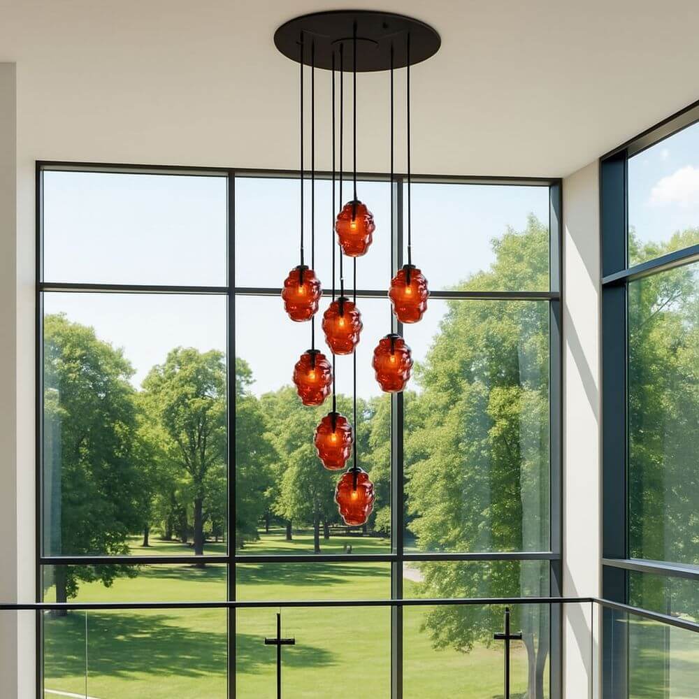s.luce Echos Galerieleuchte 8-flammig Ø 80cm Baldachin Ø 18cm mit kunstvollem Glasdesign im modernen Raum.