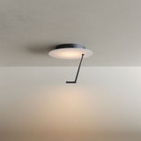 Parete a led gancio e lampada a soffitto