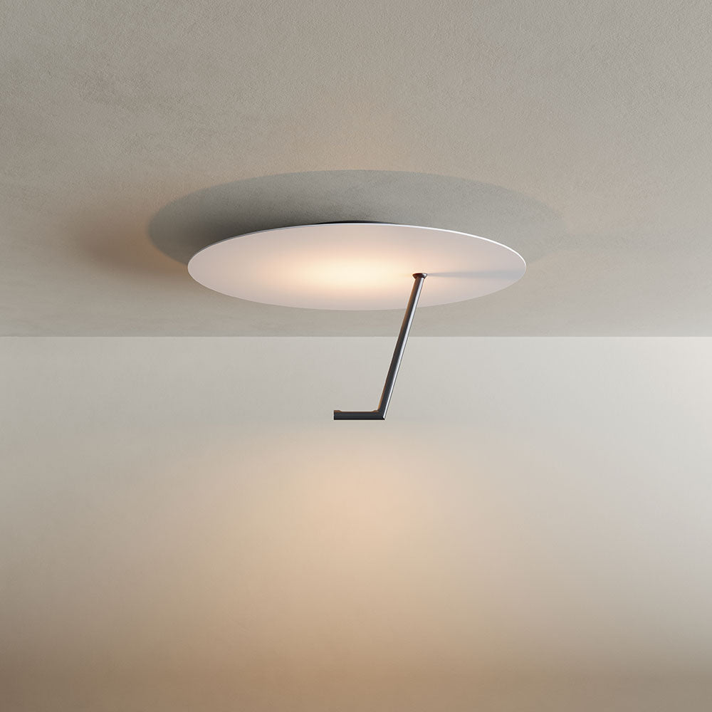 Parete a led gancio e lampada a soffitto