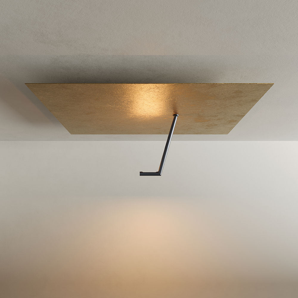 Parete a led gancio e lampada a soffitto