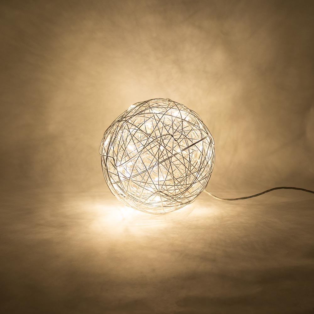 Boule de fil à LED en mailles à l'intérieur et à l'extérieur blanc chaud