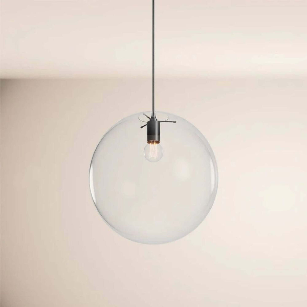 s.luce Orb Cluster Glas-Hängeleuchte 3-flammig 3x40cm mit transparentem Glas und moderner Pendelaufhängung.