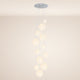 s.luce Orb 12-flammige Modulpendelleuchte mit eleganten, schwebenden Leuchtkugeln, perfektes modernes Design für Wohnräume.