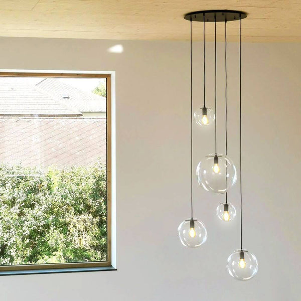s.luce Orb gallery light 3- or 5-light Modular canopy in a modern living space