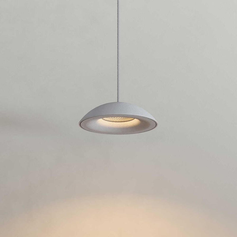 s.luce Santa Air LED Esszimmer-Pendelleuchte 8-flammig Ø 80cm Baldachin – moderne LED-Hängelampe