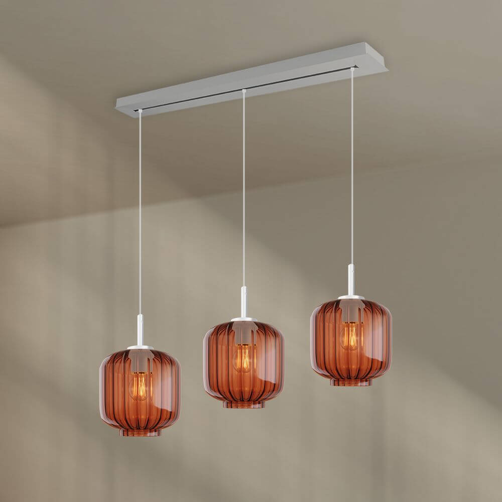 s.luce Velo 3-flammige Esstischlampe mit bernsteinfarbenen Glaskörpern und schickem Baldachin.