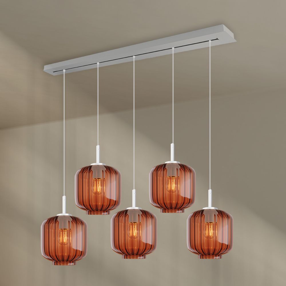 s.luce Velo Esstischlampe 5-flammig 160cm Baldachin Ø 20cm mit fünf eleganten Glasleuchten in modernem Design.