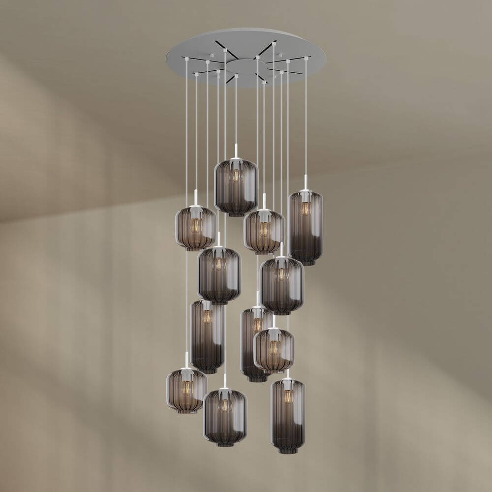 s.luce Velo 12-flammige Galerieleuchte mit eleganten, mundgeblasenen Glas-Pendelleuchten in edlen Farben.