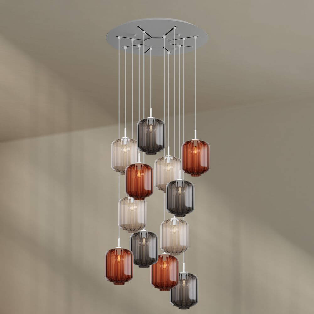 s.luce Velo 12-flammige Galerieleuchte mit bunten Glas-Pendelleuchten und stilvollem Baldachin, Ø 80 cm.