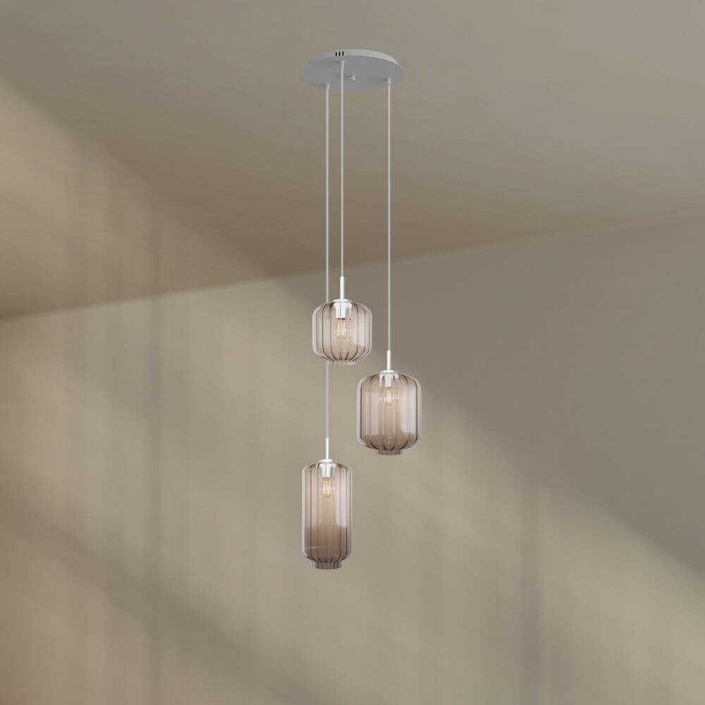 s.luce Velo 3-flammige Galerieleuchte mit eleganten, mundgeblasenen Glaspendelleuchten in stilvollem Design.