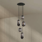s.luce Velo 5-flammige Galerieleuchte mit eleganten Glaspendeln in schwarzem Design