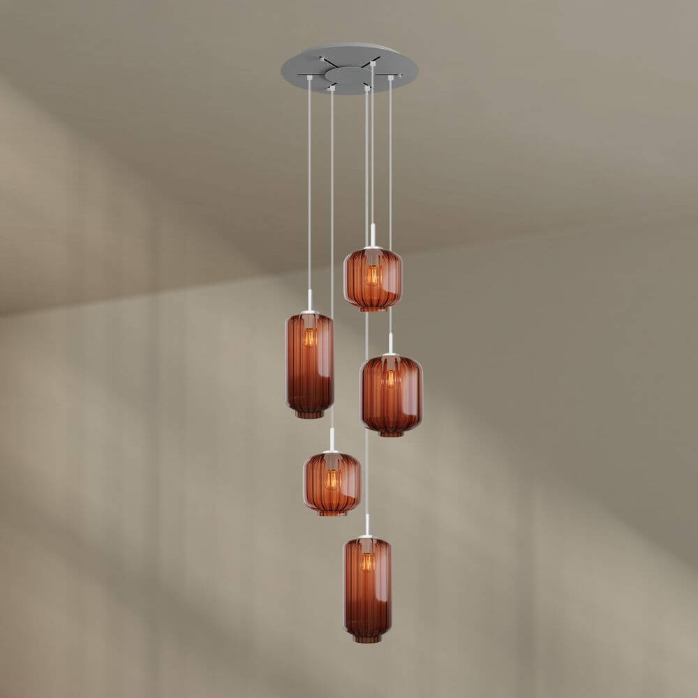 s.luce Velo 5-flammige Galerieleuchte mit eleganten Glaspendeln in Braun, modernes Design für stilvolle Wohnräume.