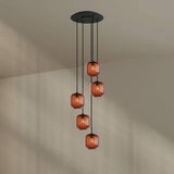 s.luce Velo 5-flammige Galerieleuchte mit fünf eleganten Glaspendeln in modernem Design.