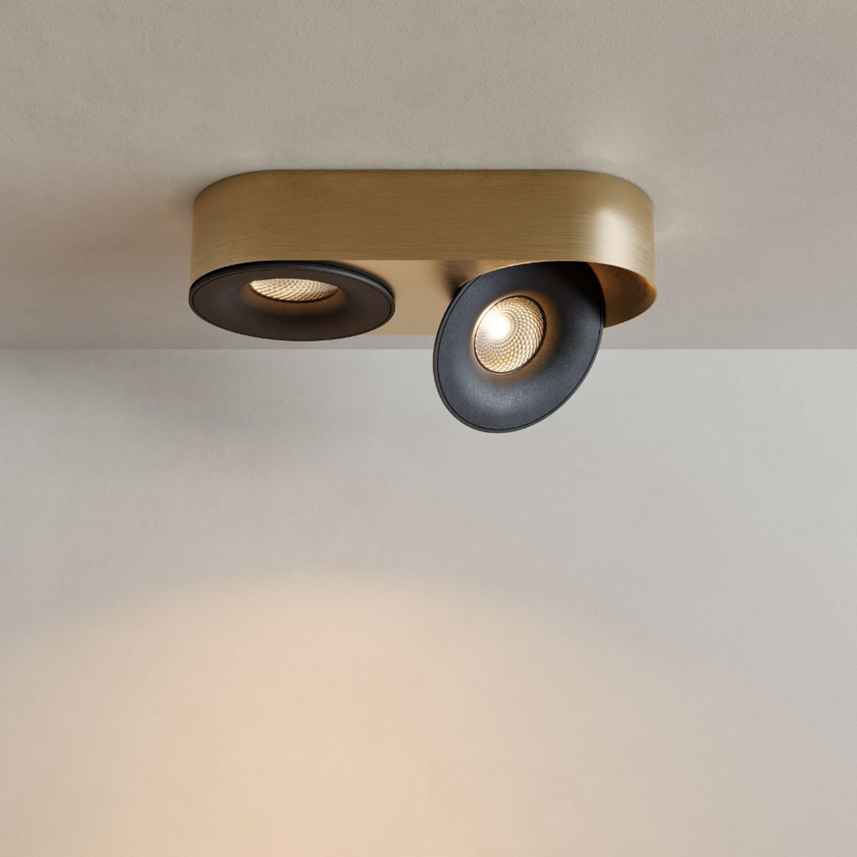 s.luce Santa Duo LED faretto da superficie orientabile e dimmerabile 