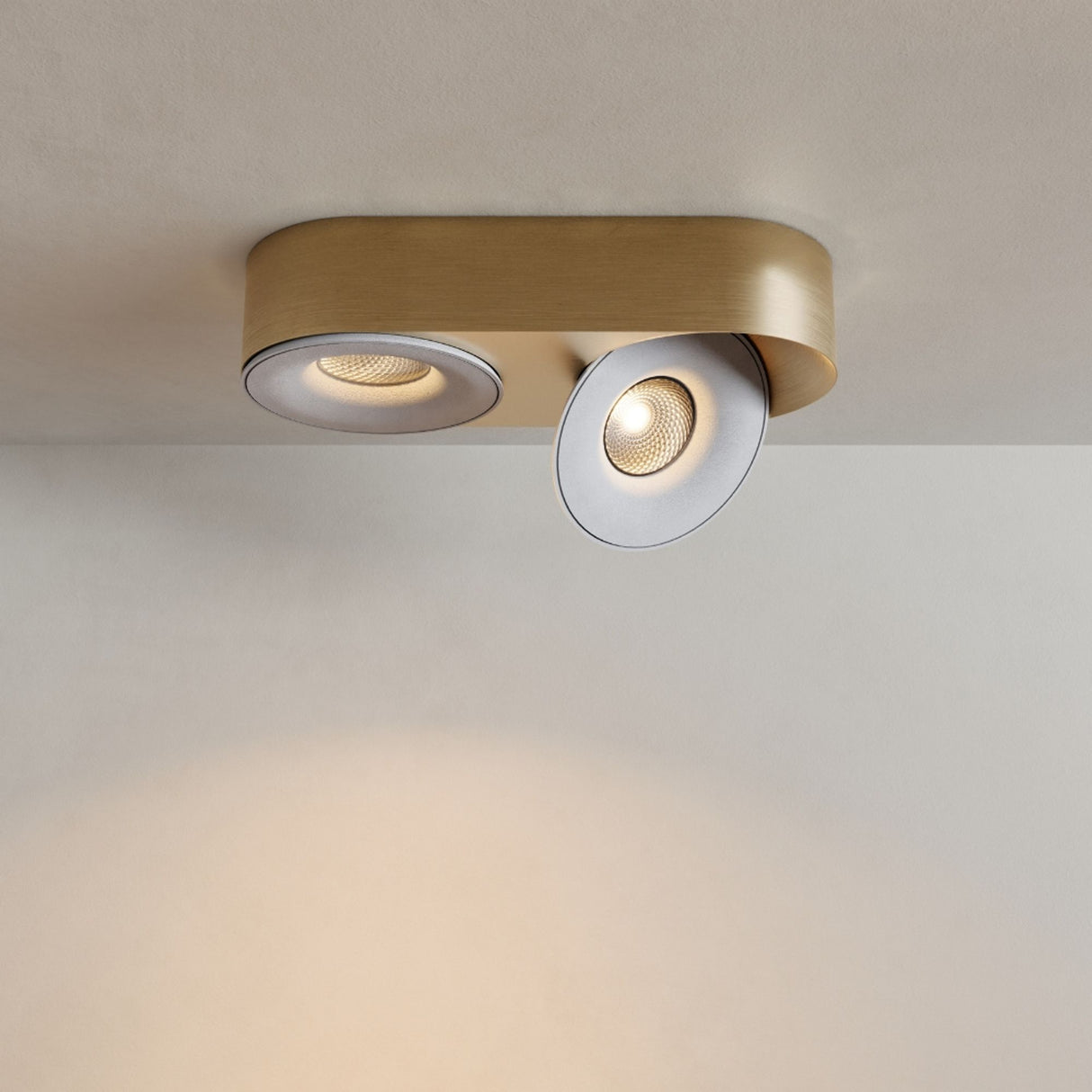 s.luce Santa Duo LED faretto da superficie orientabile e dimmerabile 