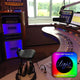 Moderner Radiostudio-Bereich mit iLight System bei Antenne Bayern und ergonomischem Stuhl.